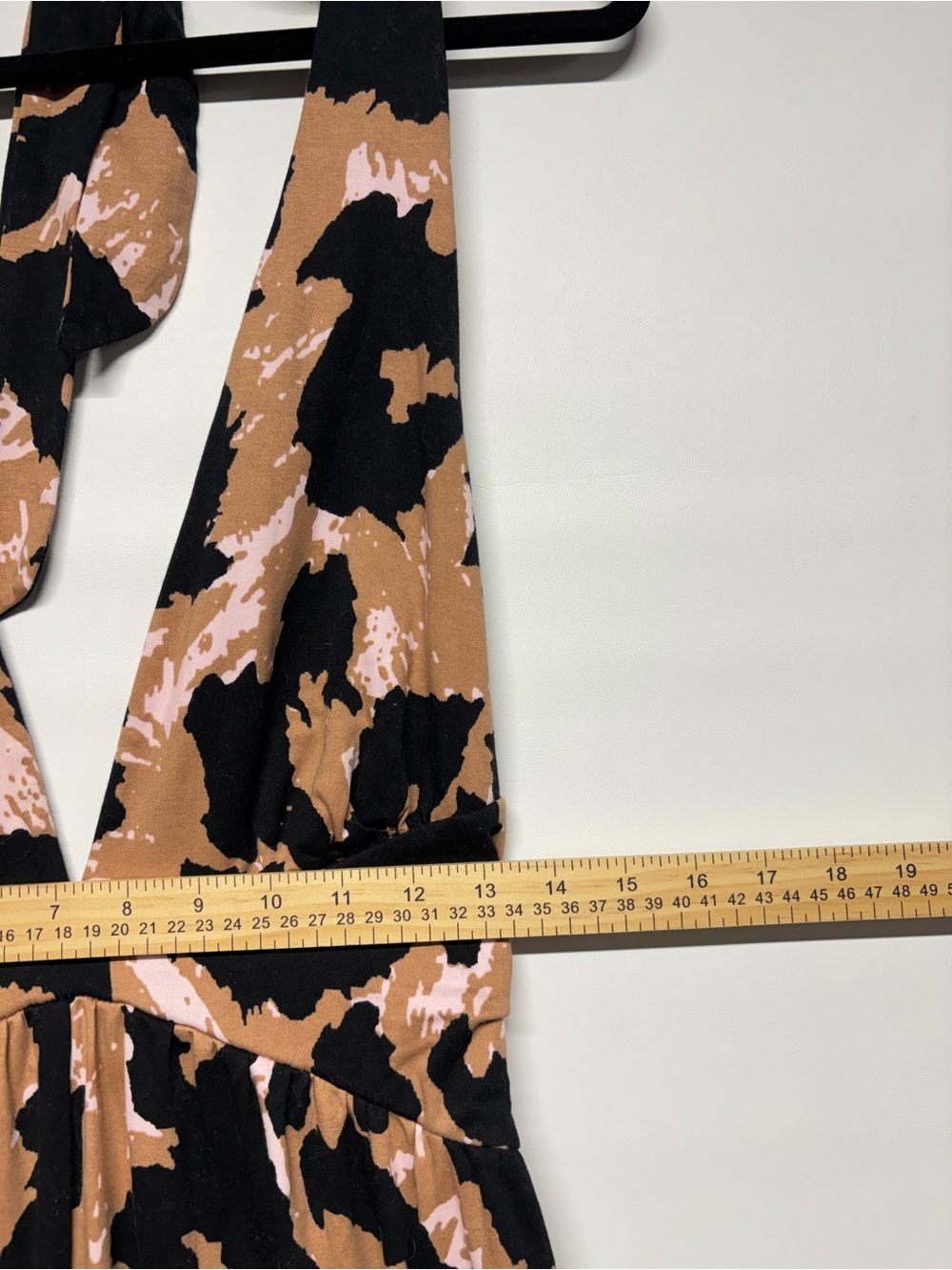 ✨Diane Von Furstenberg Halter Leopard Neutral Jumpsuit Size M - Picture 9 of 11